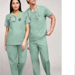 AllHeart scrub sets XXS